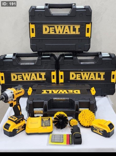 מברגה אימפקט DEWALT