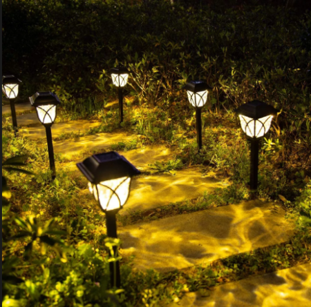 פנסי גינה סולאריים