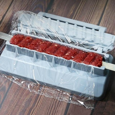 מכונת לחיצת בשר