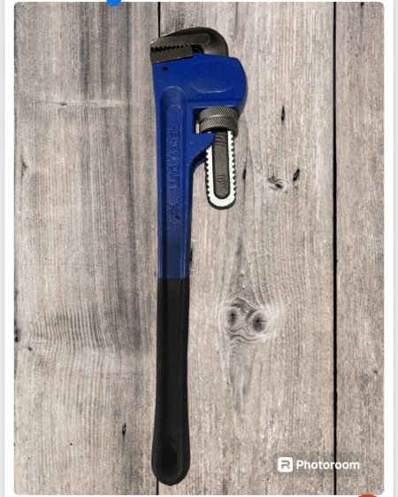 מפתח צינור מספר 18