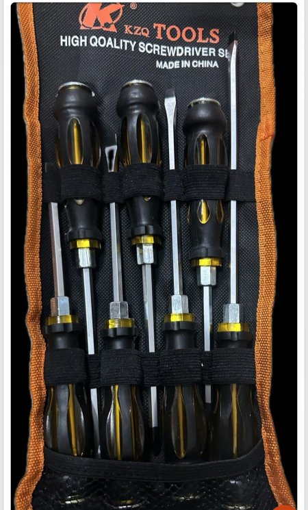 סט מקורי של מברגים מוצקים ורגילים